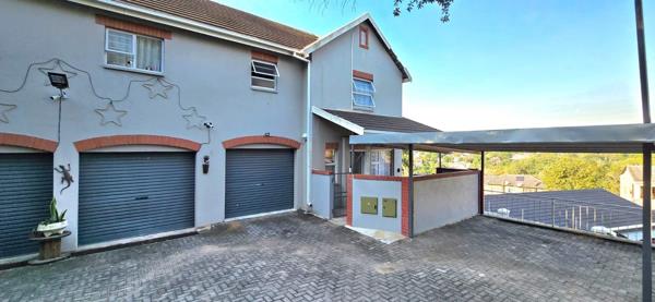 4 Bedroom Townhouse
