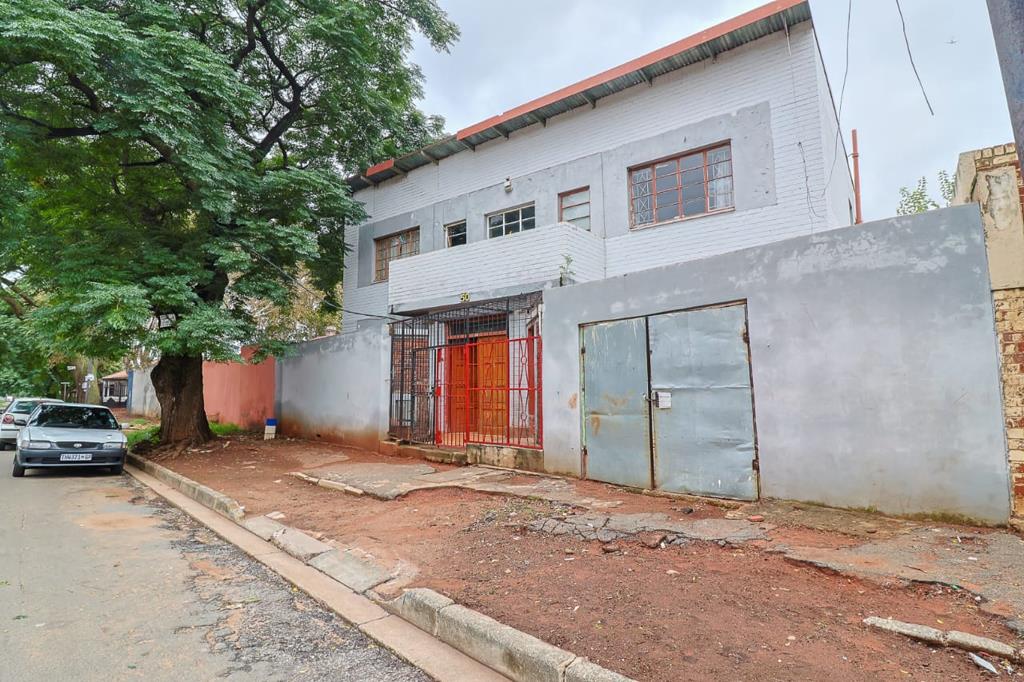 13 Bedroom House