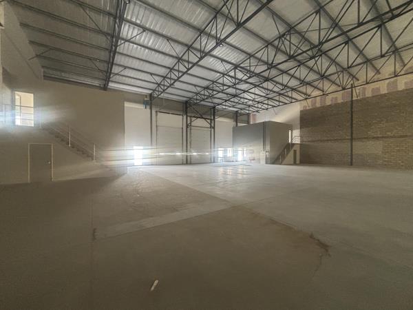 1 050  m² Industrial space