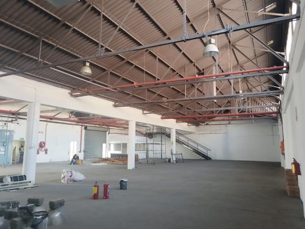 900 m² Commercial space