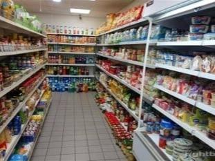 440  m² Retail Space