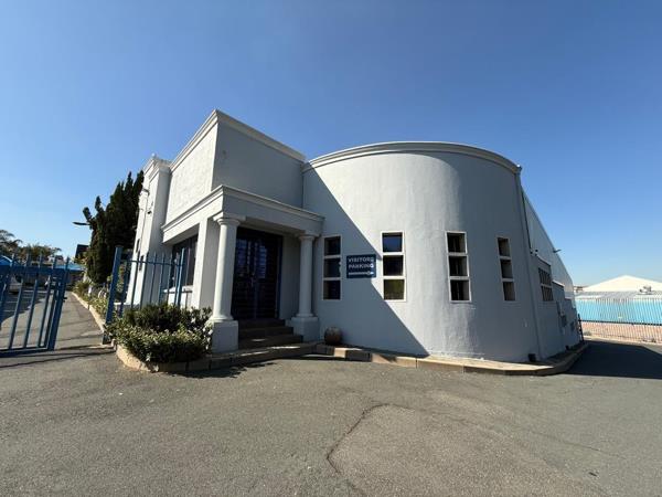 492  m² Industrial space