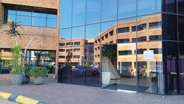 663.3  m² Commercial space