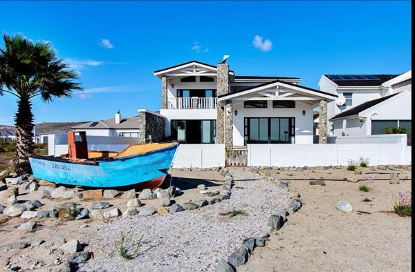 6 Bedroom House