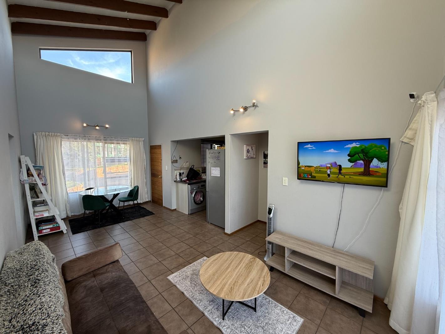 2 Bedroom Townhouse in Honeydew
