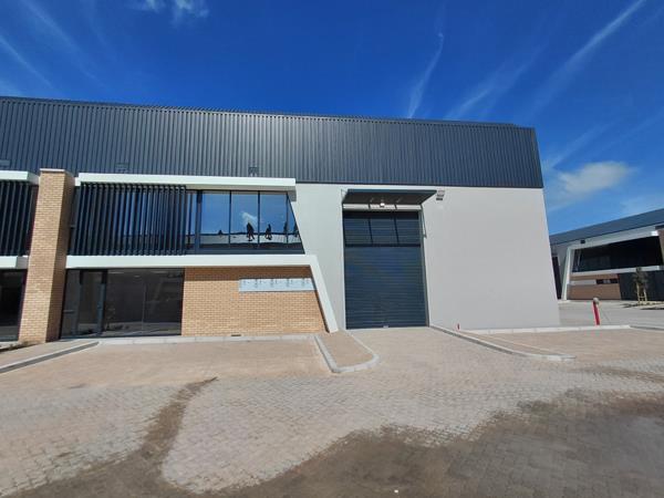 435  m² Commercial space