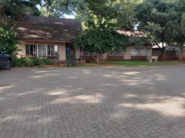 7 Bedroom House