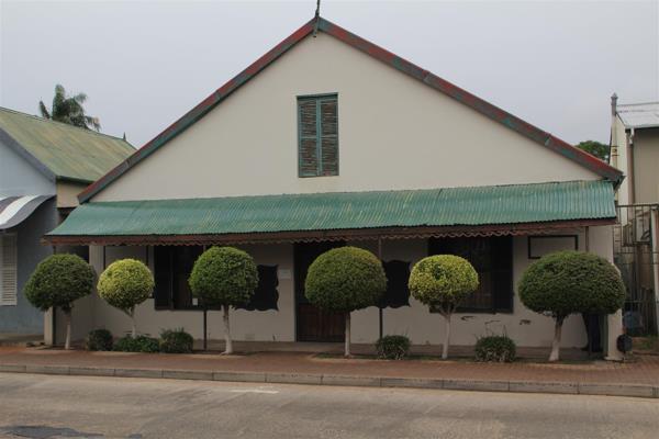 341  m² Commercial space