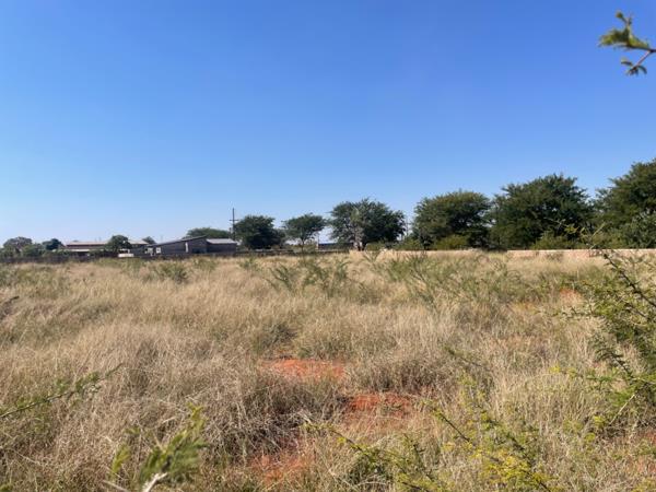 6 000 m² Land
