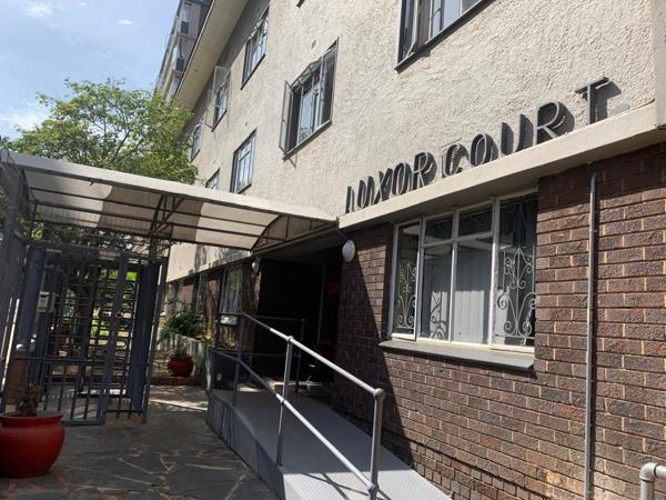 1 000 m² Commercial space