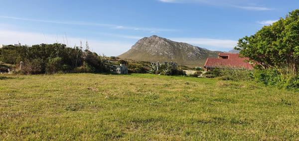 1 151 m² Land