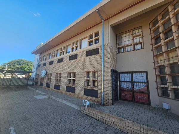 536  m² Commercial space