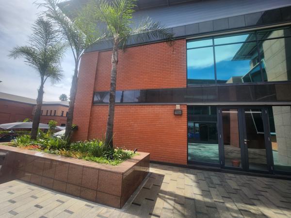 230  m² Commercial space