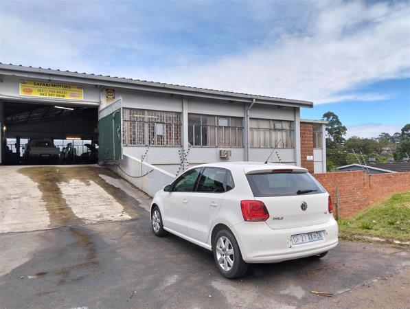 380  m² Industrial space