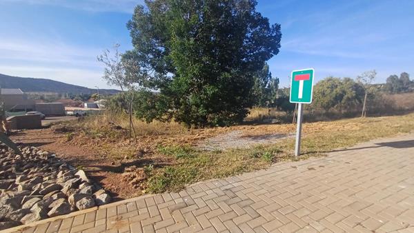 560 m² Land