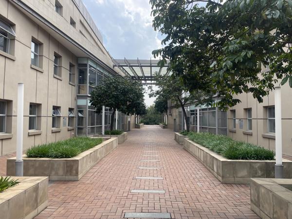 408.4  m² Commercial space