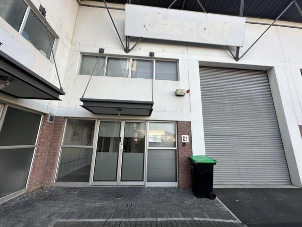 474  m² Commercial space