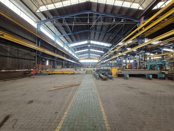 3 240 m² Industrial space