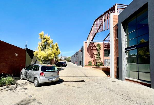 116  m² Commercial space