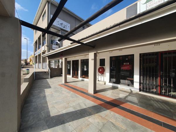 1 017  m² Commercial space