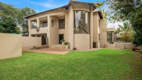 5 Bedroom House