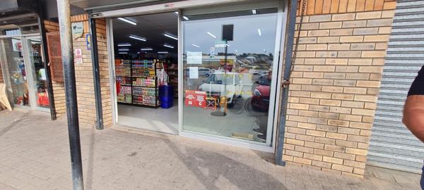 191  m² Commercial space