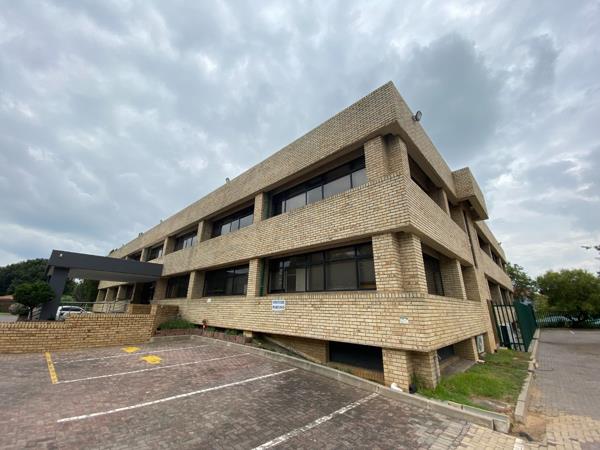 1 832 m² Commercial space