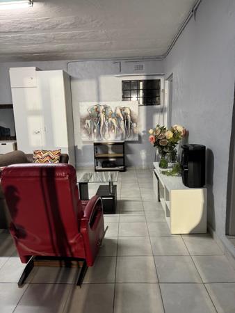 1 Bedroom Garden Cottage