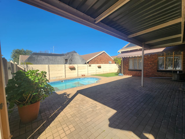 3 Bedroom Townhouse