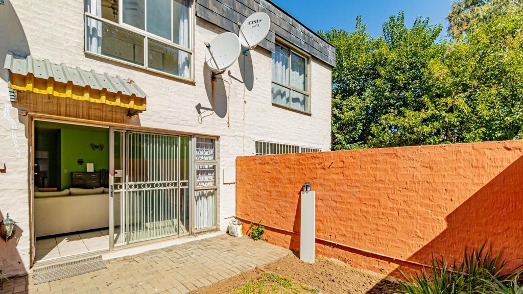 2 Bedroom Townhouse