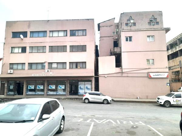 30  m² Commercial space