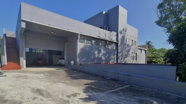 762  m² Commercial space
