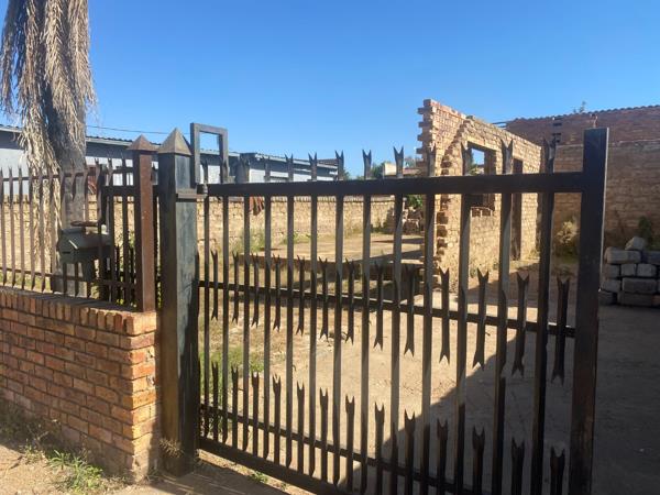 246 m² Land