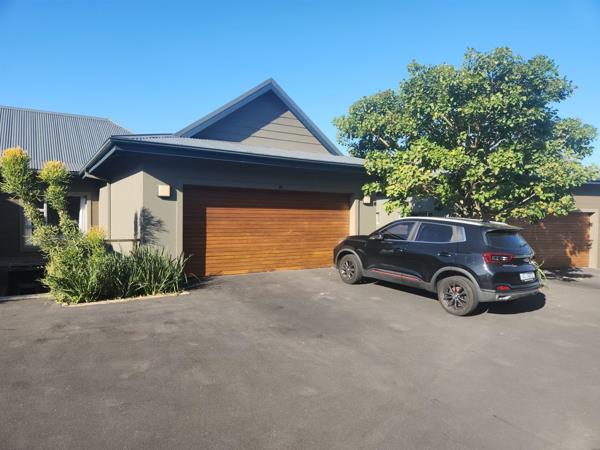 4 Bedroom Townhouse