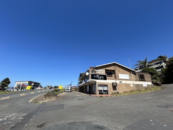 965  m² Commercial space