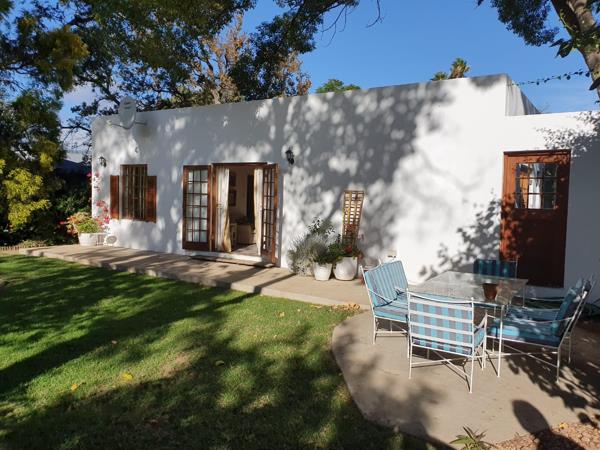 2 Bedroom Garden Cottage