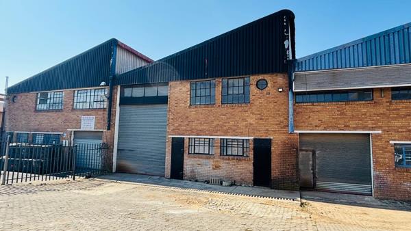 583  m² Industrial space