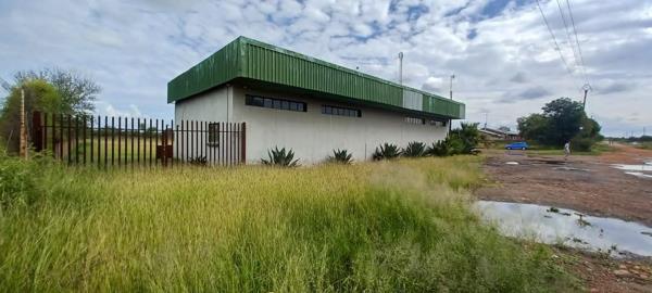 5 710  m² Office Space