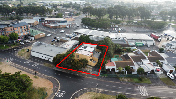 390 m² Commercial space