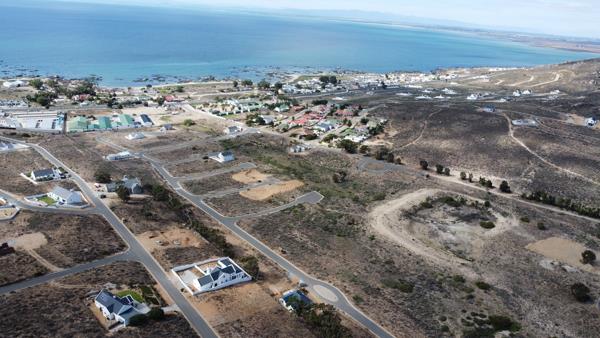 415 m² Land