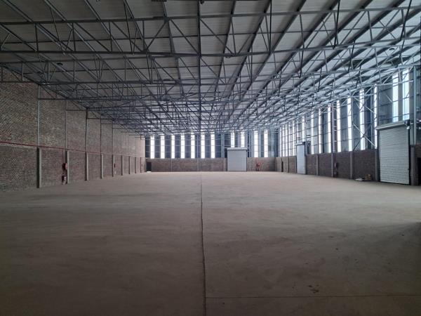2 100  m² Industrial space