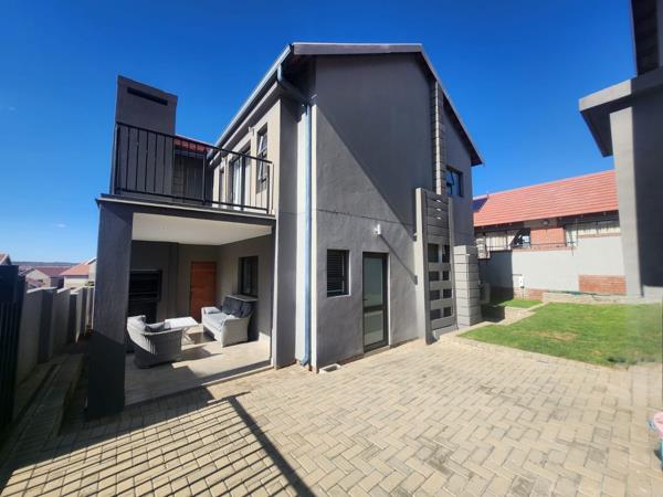 4 Bedroom Townhouse