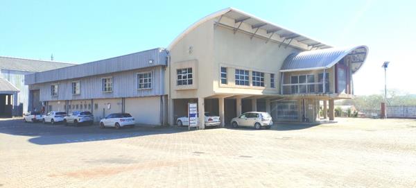 1 824  m² Commercial space