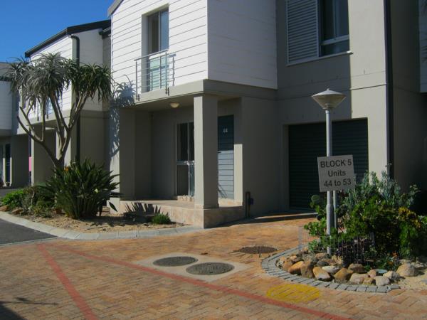 3 Bedroom Townhouse