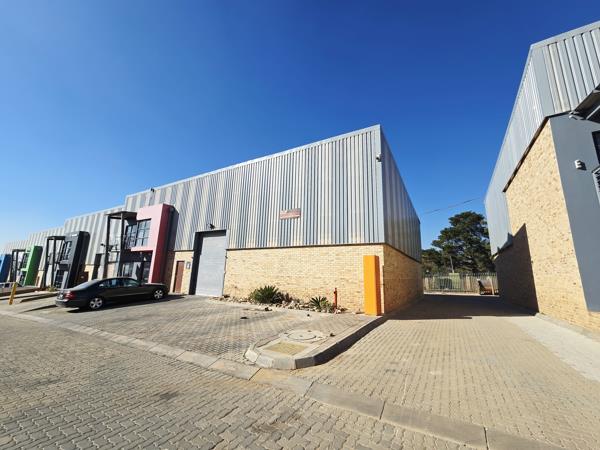 424  m² Industrial space