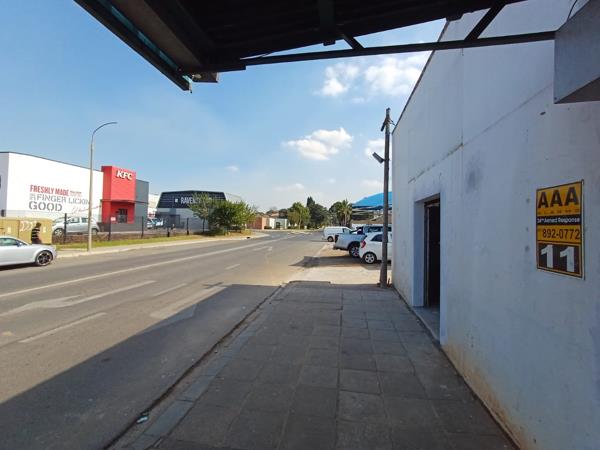 35  m² Retail Space