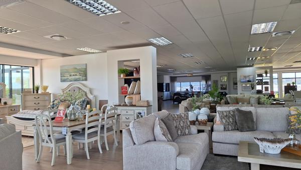 507 m² Retail Space