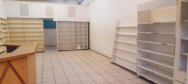 55  m² Commercial space