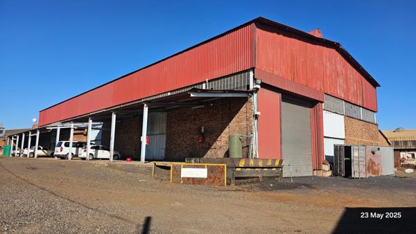 2 500  m² Industrial space