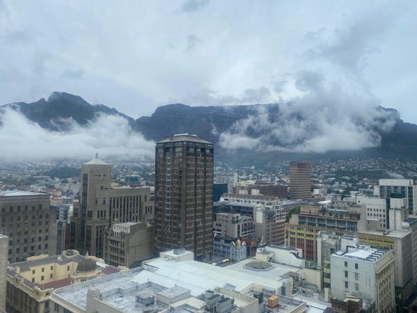 435  m² Office Space